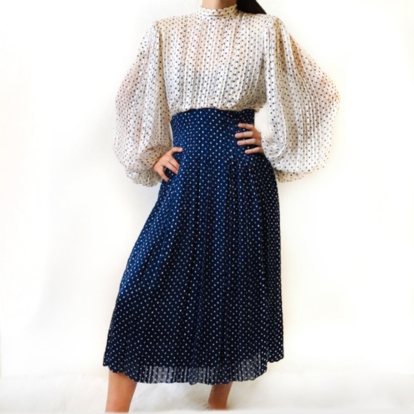 ❤️SOLD❤️PAULINE TRIGERE Silk Billowed Sleeve Dress - Picture 2 of 8